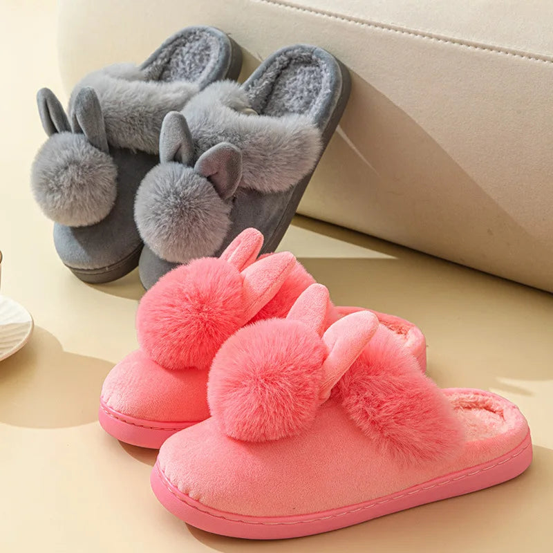 Pantoufles femme hiver fourrées en peluche gris et rouge clair mules moelleuses antidérapantes
