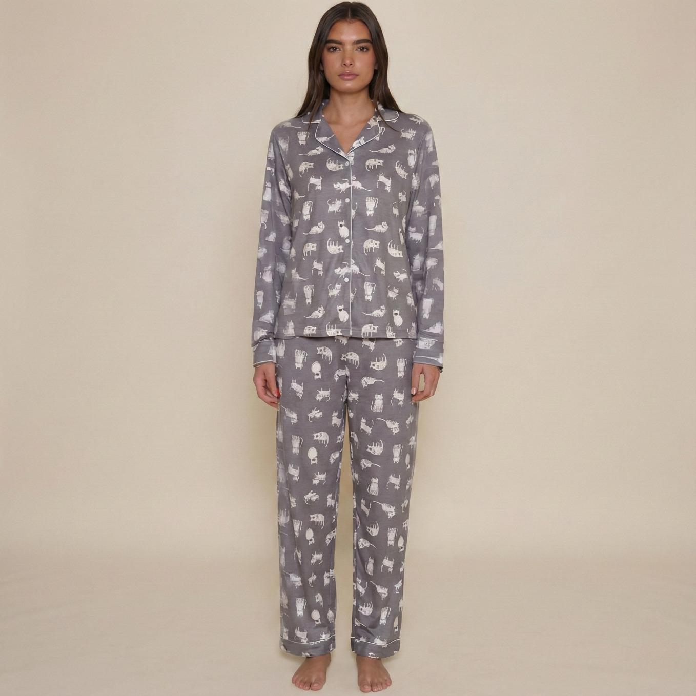 Pyjama femme flanelle coton imprimé gris chaton tenue complète sur modèle printemps hiver 2026