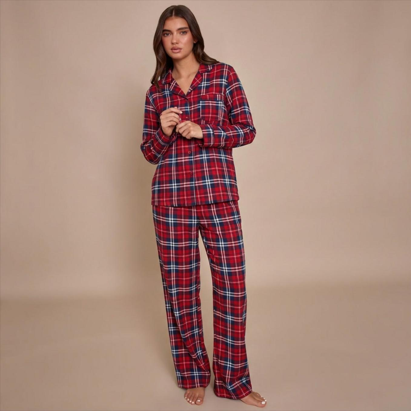 Pyjama femme flanelle coton imprimé quadrillage sur modèle printemps hiver 2026