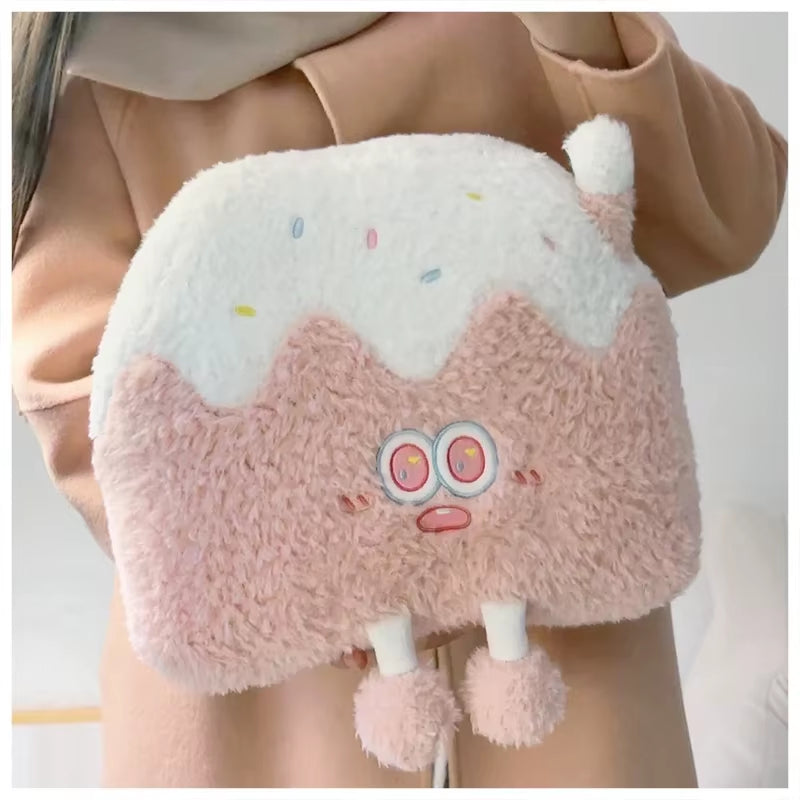 Coussin Noël maison peluche décoration tenue à la main