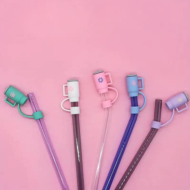 Couvre-pailles en silicone kawaii détail utilisation paille