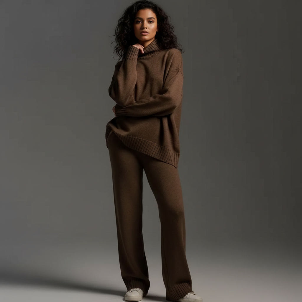 Ensemble loungewear femme maille marron col montant et pantalon ample cosy hiver printemps