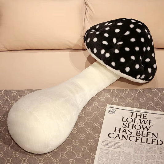 Peluche champignon grand format noir coussin câlin ultra doux