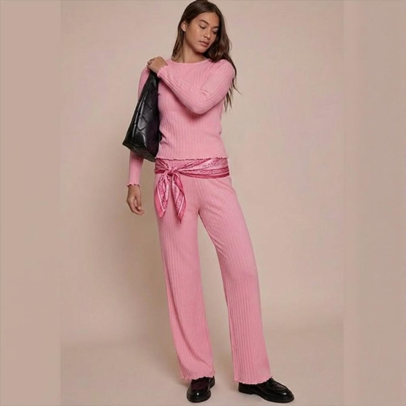 Pyjama femme jacquard manches longues maille pointelle rose tenue complète sur modèle printemps 2026